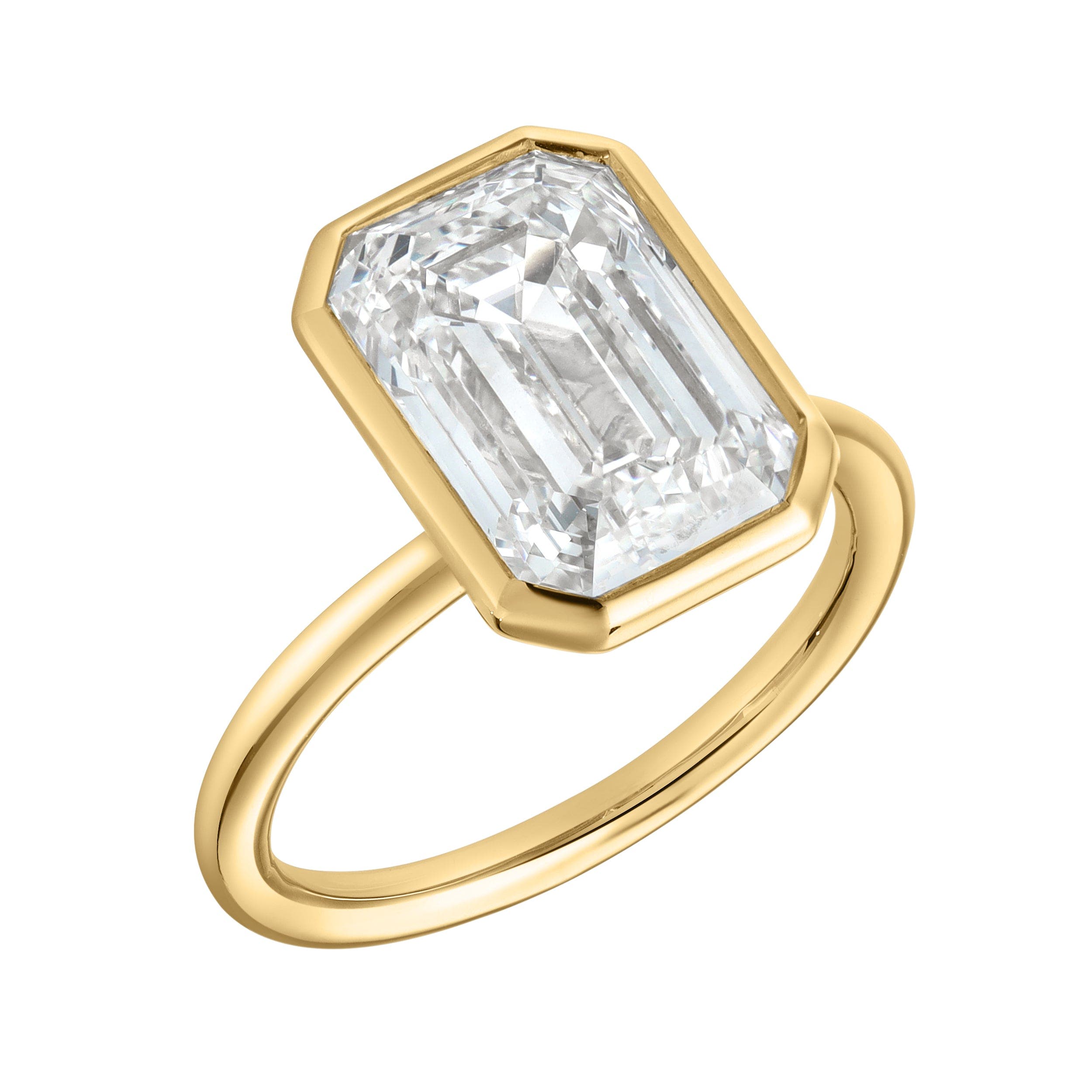 selected 14K Yellow Gold