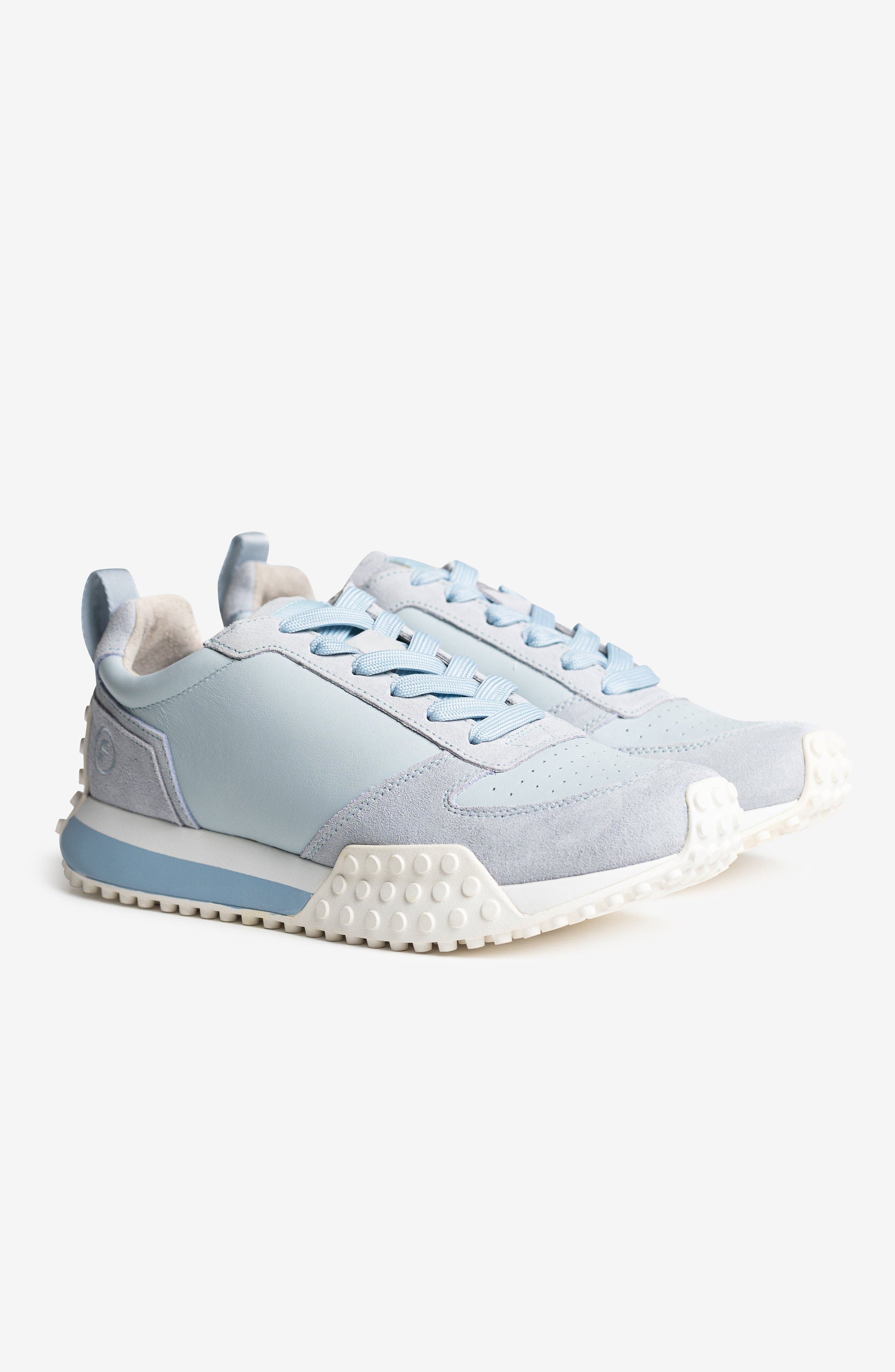 Smoove Trainer Women's Sneaker, Alternate, color, Sky Blue