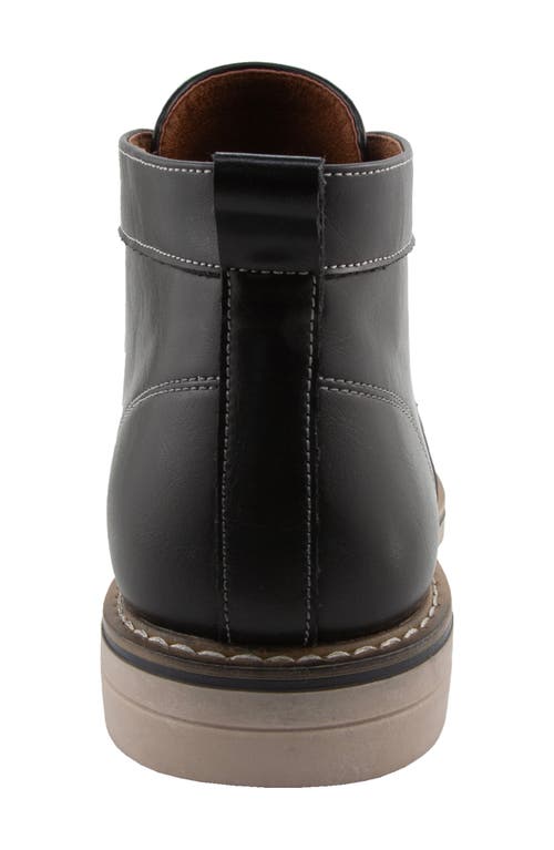 Deer Stags Garfield Plain Toe Chukka Boot In Black