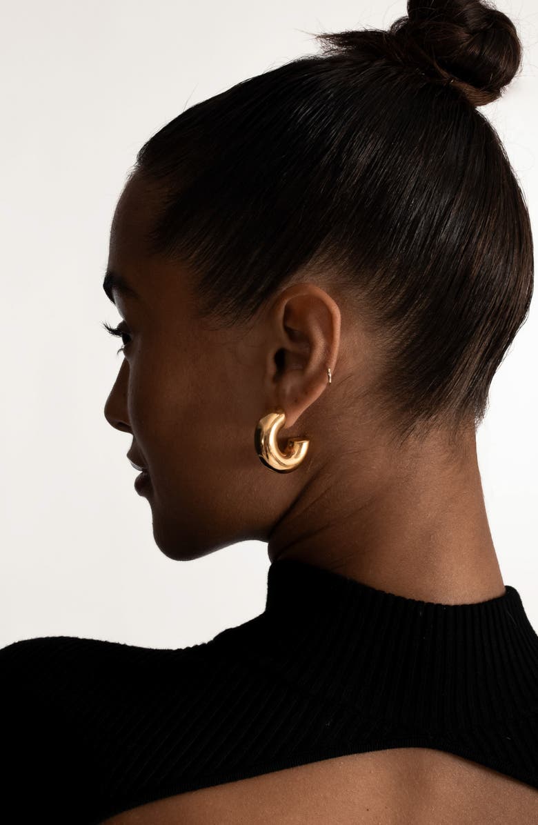 st. Moran Chunky Hoop Earrings, Alternate, color, Gold