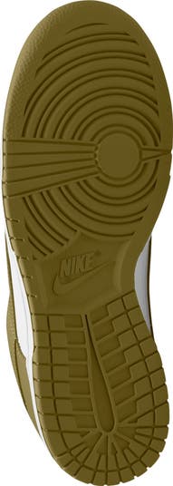 Dunk Low Retro BTTYS Sneaker