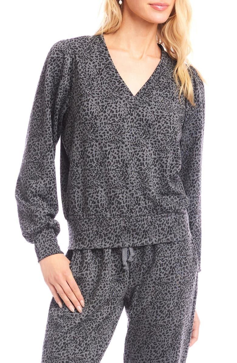 Karen Kane Leopard Print V-Neck Top, Main, color, Print