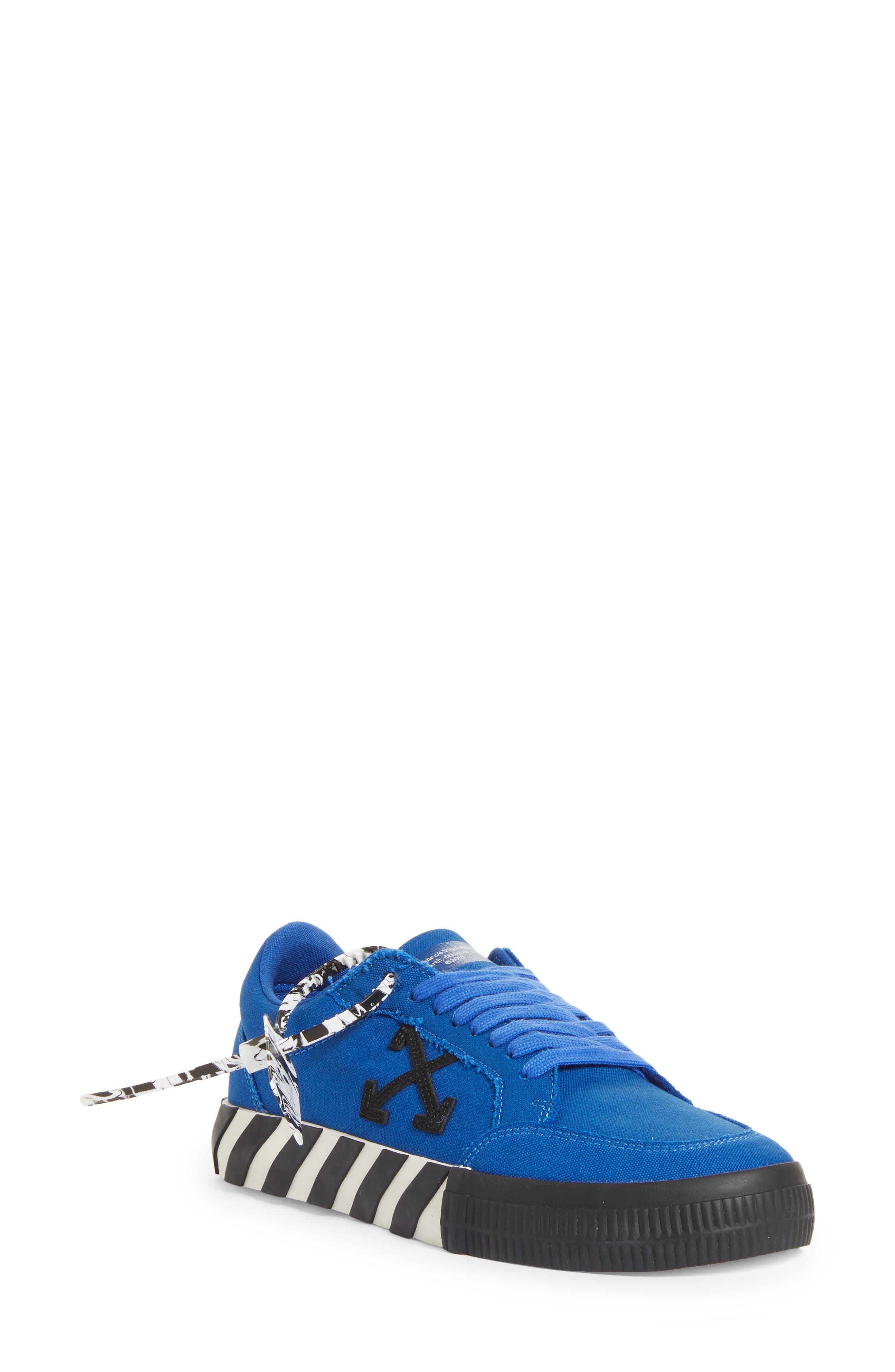 Off-White Low Vulcanized Sneaker, Main, color, 