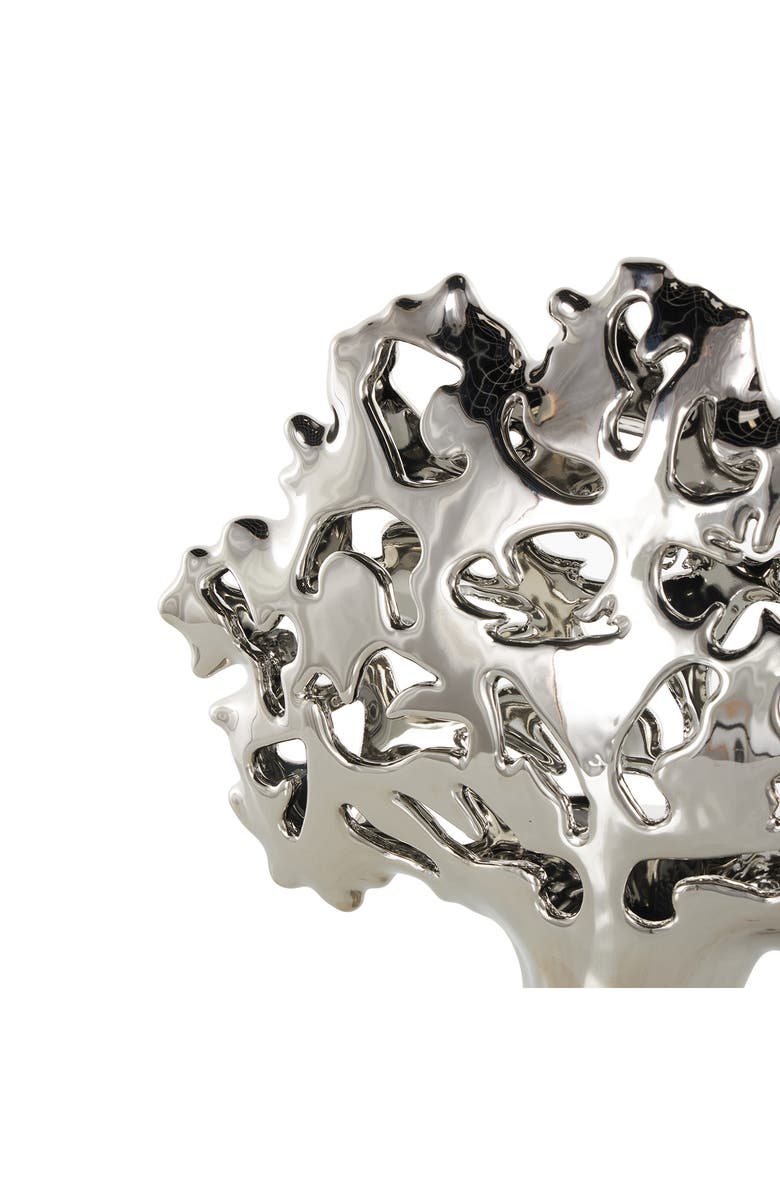 UMA Abstract Sculpture, Alternate, color, Silver