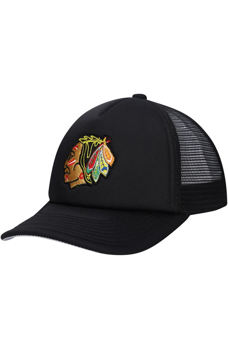 Mitchell & Ness Youth Mitchell & Ness Black Chicago Blackhawks Core Trucker Adjustable Hat, Main, color, 