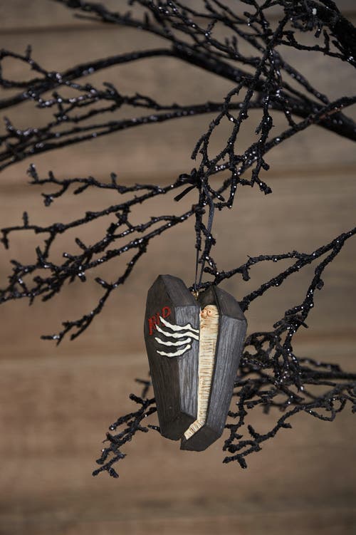 Gallerie Ii Coffen Gathered Traditions Joe Spencer Halloween Ornament In Black