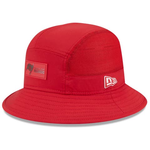 Men's New Era Red Tampa Bay Buccaneers 2025 Sideline  Bucket Hat