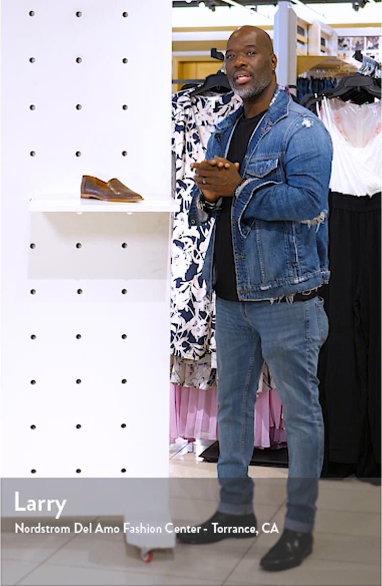 Kenzie Venetian Flat, sales video thumbnail