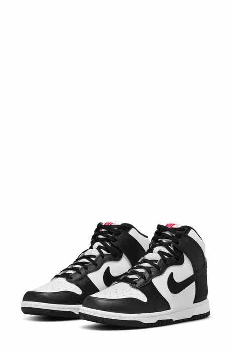 Dunk High Basketball Sneaker
