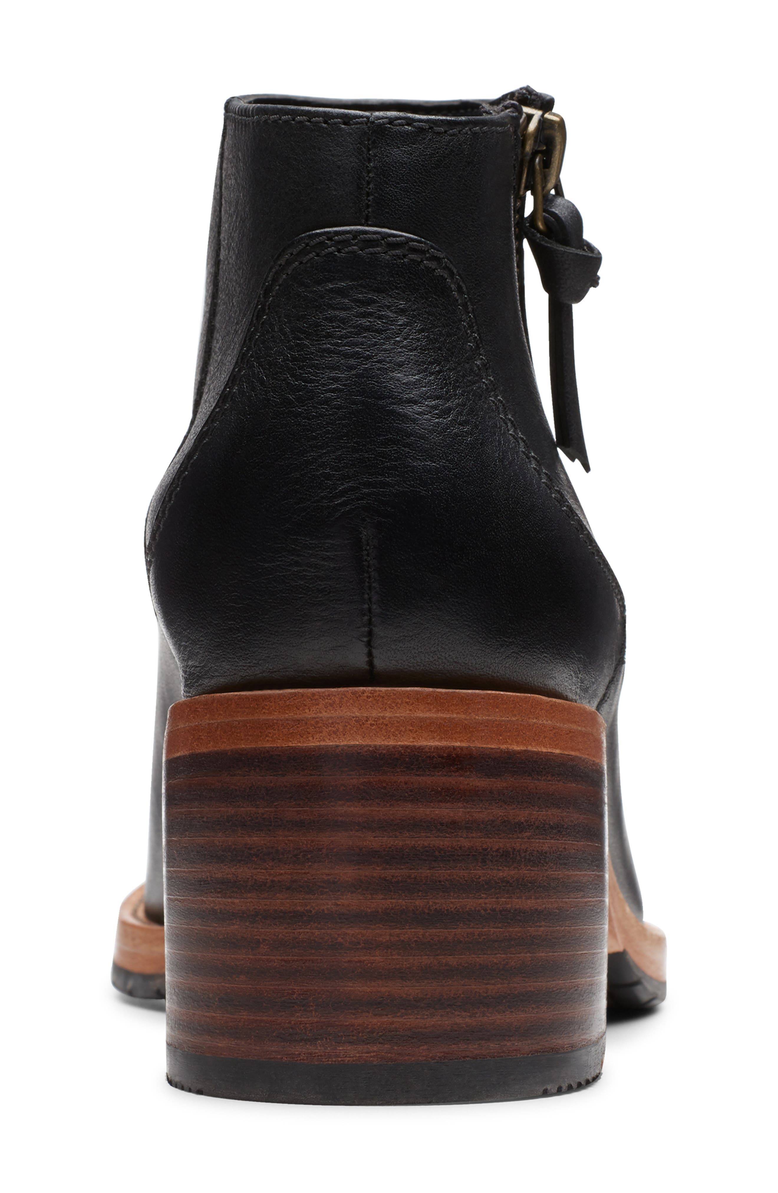 Clarks<sup>®</sup> Clarkdale Dawn Bootie, Alternate, color, 