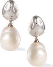 RETRO CHIC Eden Pearl Drop Earrings