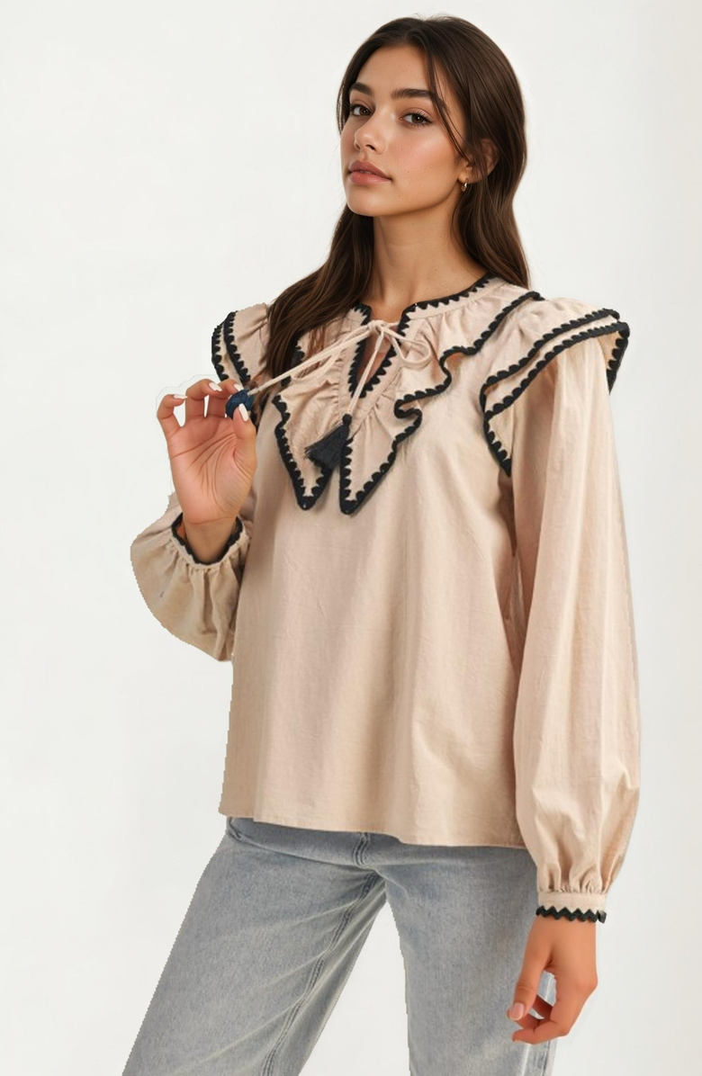 Knit and Lounge Ruffle Trim Oversized Contrast Collar Blouse, Alternate, color, Beige / Black