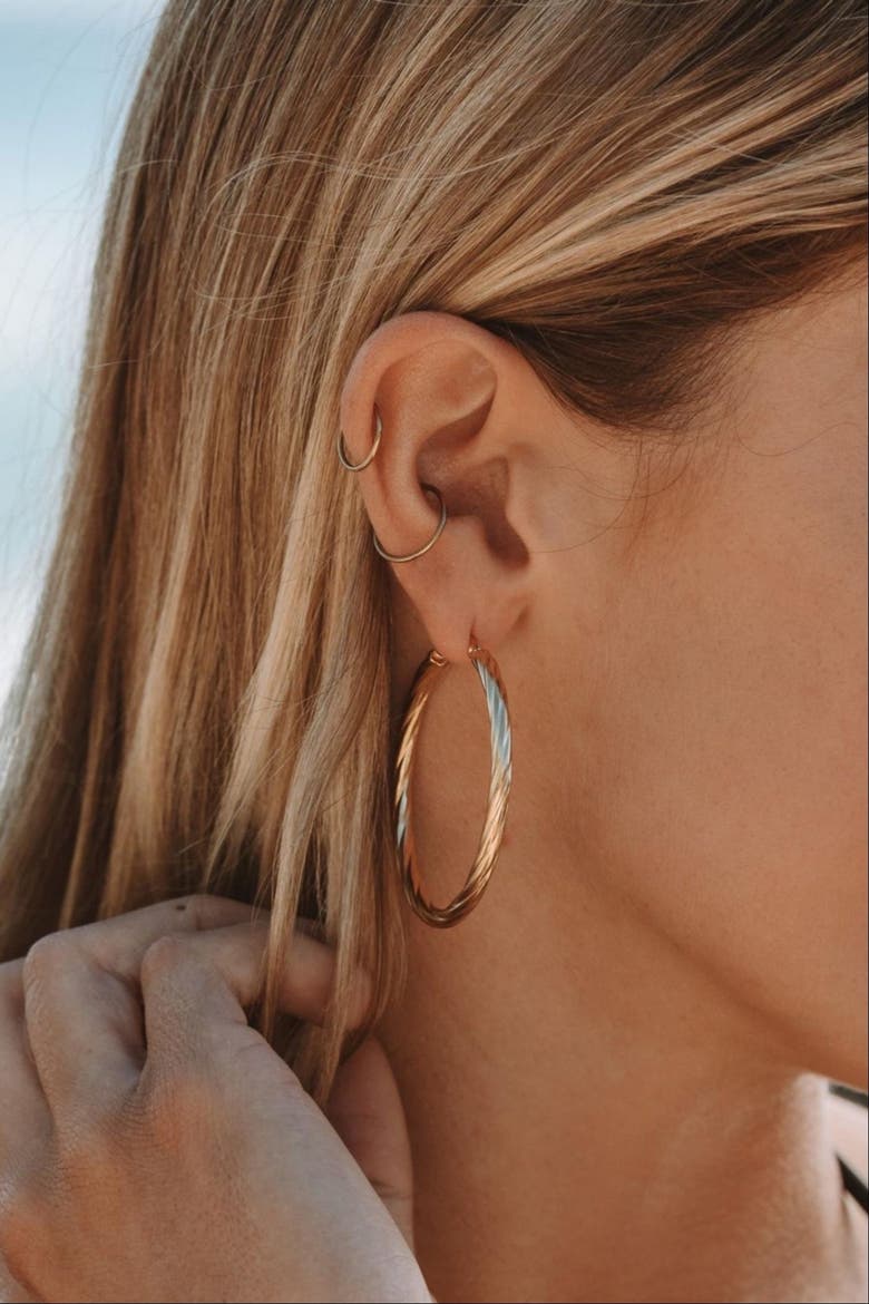 Bold Twisted Hoops, Alternate, color, Gold