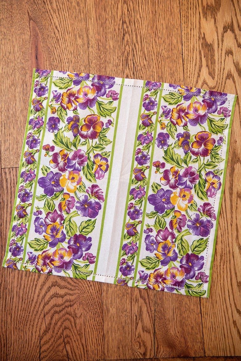 Pansies Luncheon Napkins, Set of 4, Alternate, color, Ecru