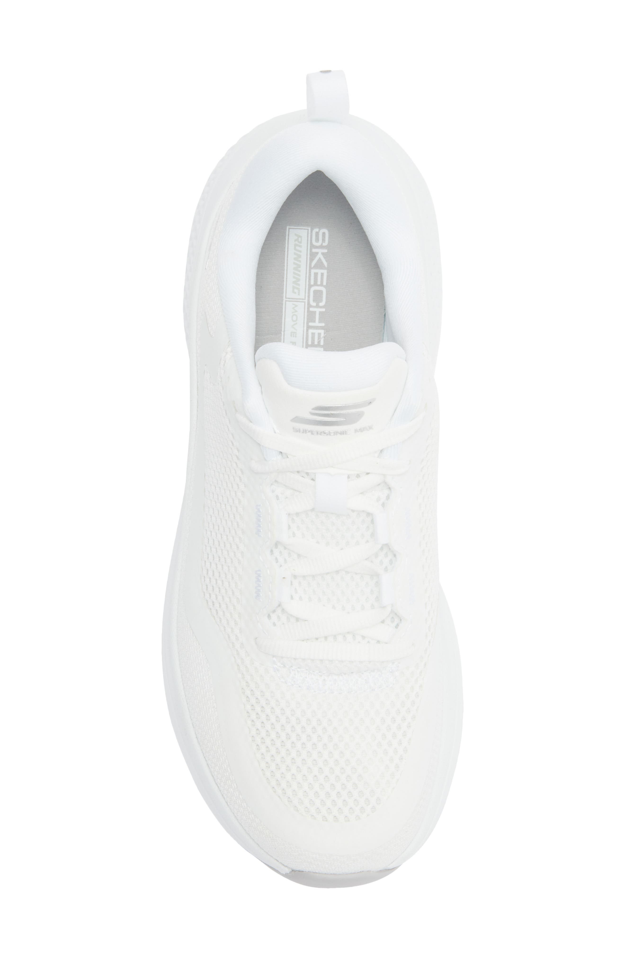 GO RUN Supersonic Max Running Shoe, Alternate, color, WHITE/ SILVER
