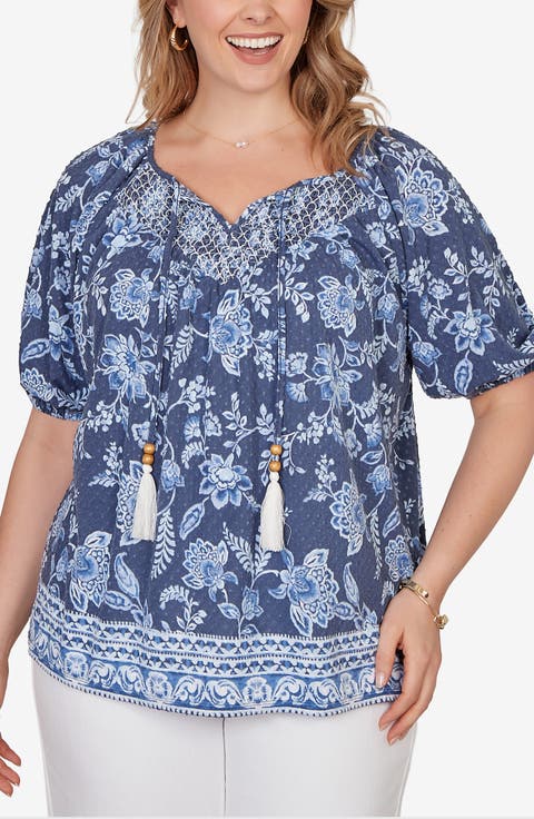 Floral Split Neck Clip Dot Top (Plus)