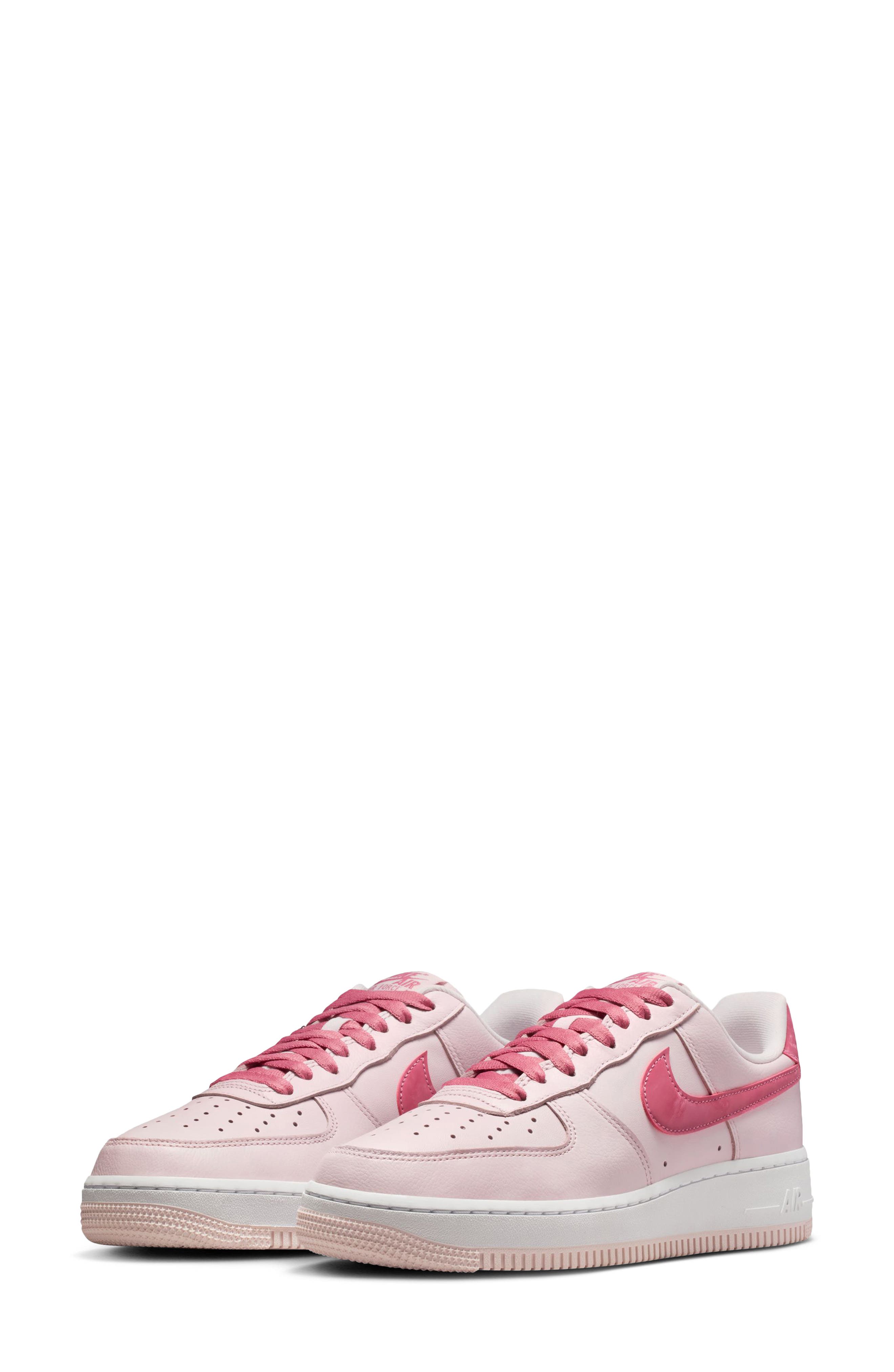 Nike Air Force 1 '07 SE Basketball Sneaker, Main, color, Pearl Pink/ Peony/ White