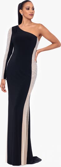 さや·͜·ᰔᩚ The Sei Sheer Slit One Shoulder Gown in Silver | FWRD