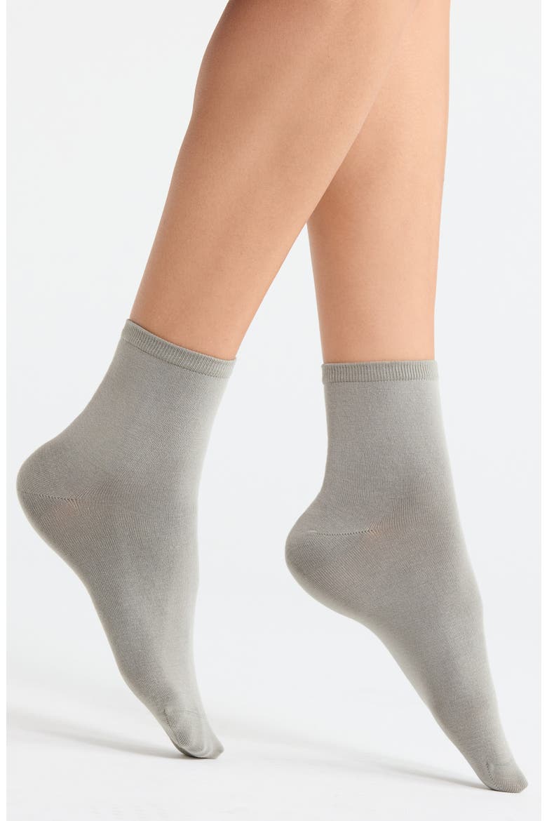 Everyday Low Flat Knit Crew Socks, Main, color, GREEN CHAPARRAL