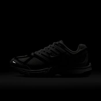 Air Pegasus 2005 Sneaker