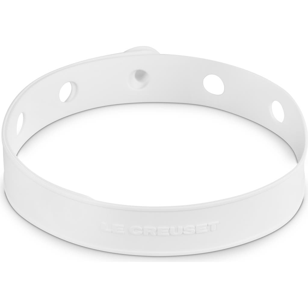 Le Creuset Silicone Round Dutch Oven Travel Latch In White