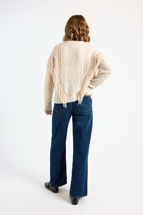 Brodie Pure Cashmere Cable Fringed Crew Neck Jumper In White