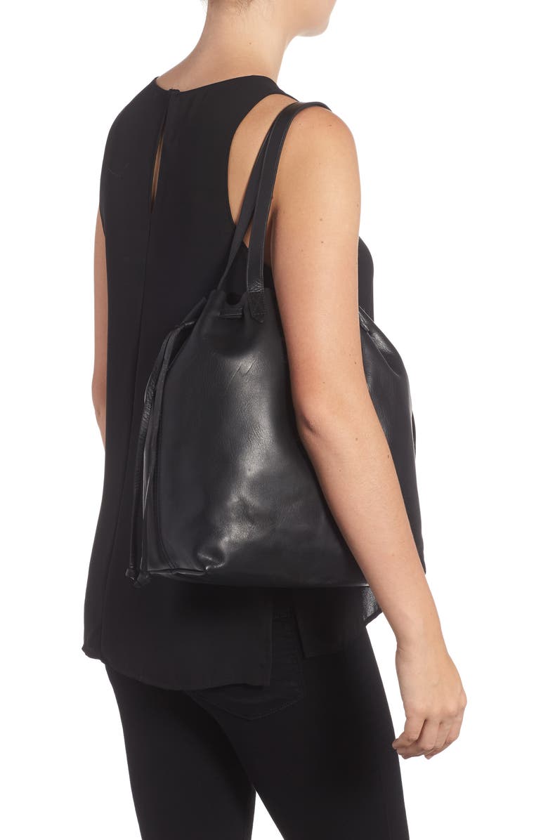 Madewell Medium Drawstring Transport Leather Tote, Alternate, color,