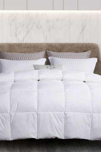 BLUE RIDGE HOME FASHIONS Martha Stewart 240 Thread Count White Goose Feather & Down Comforter - King
