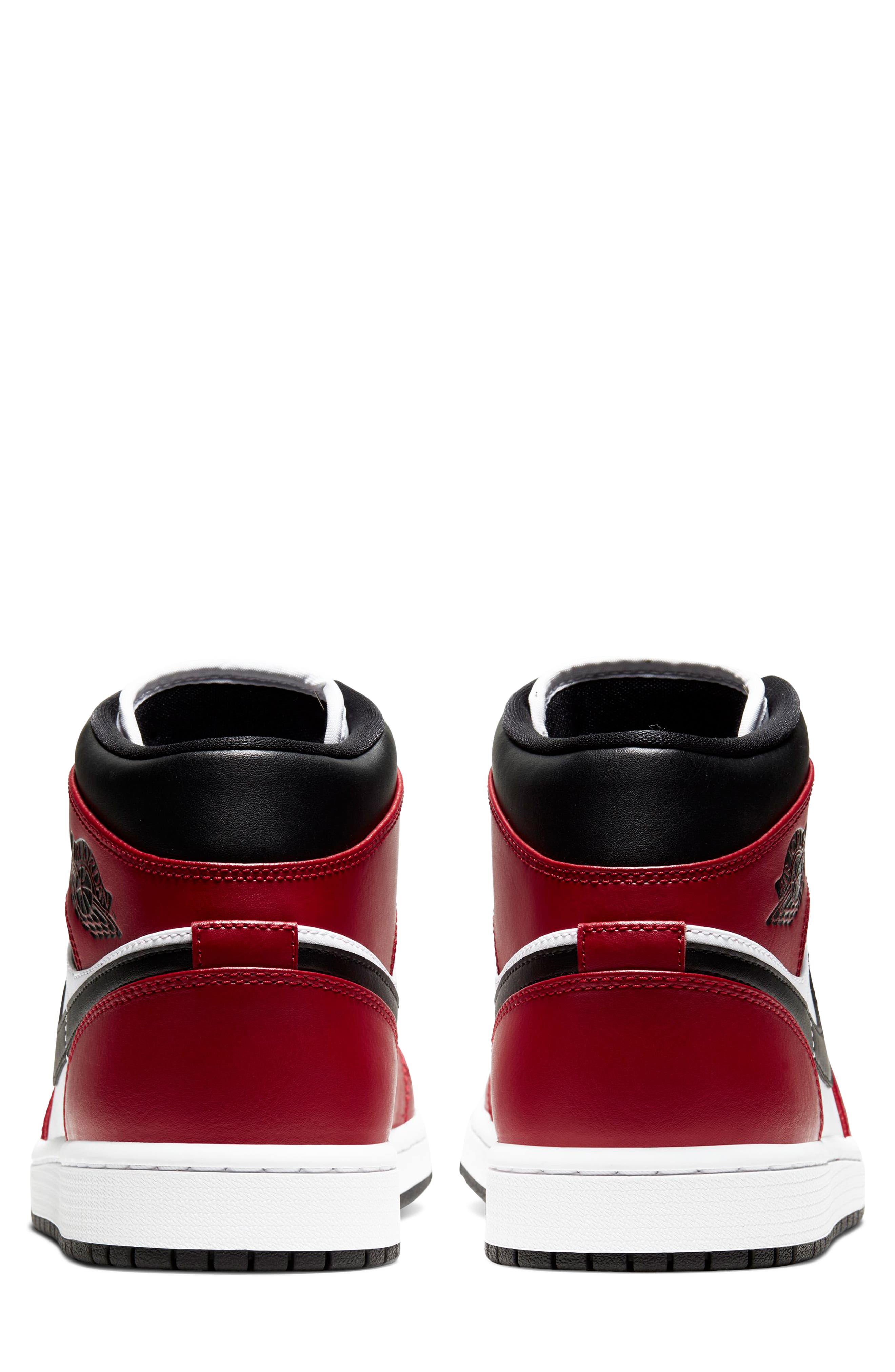 Air Jordan 1 Mid Basketball Sneaker, Alternate, color, 069 BLACK/BLACK