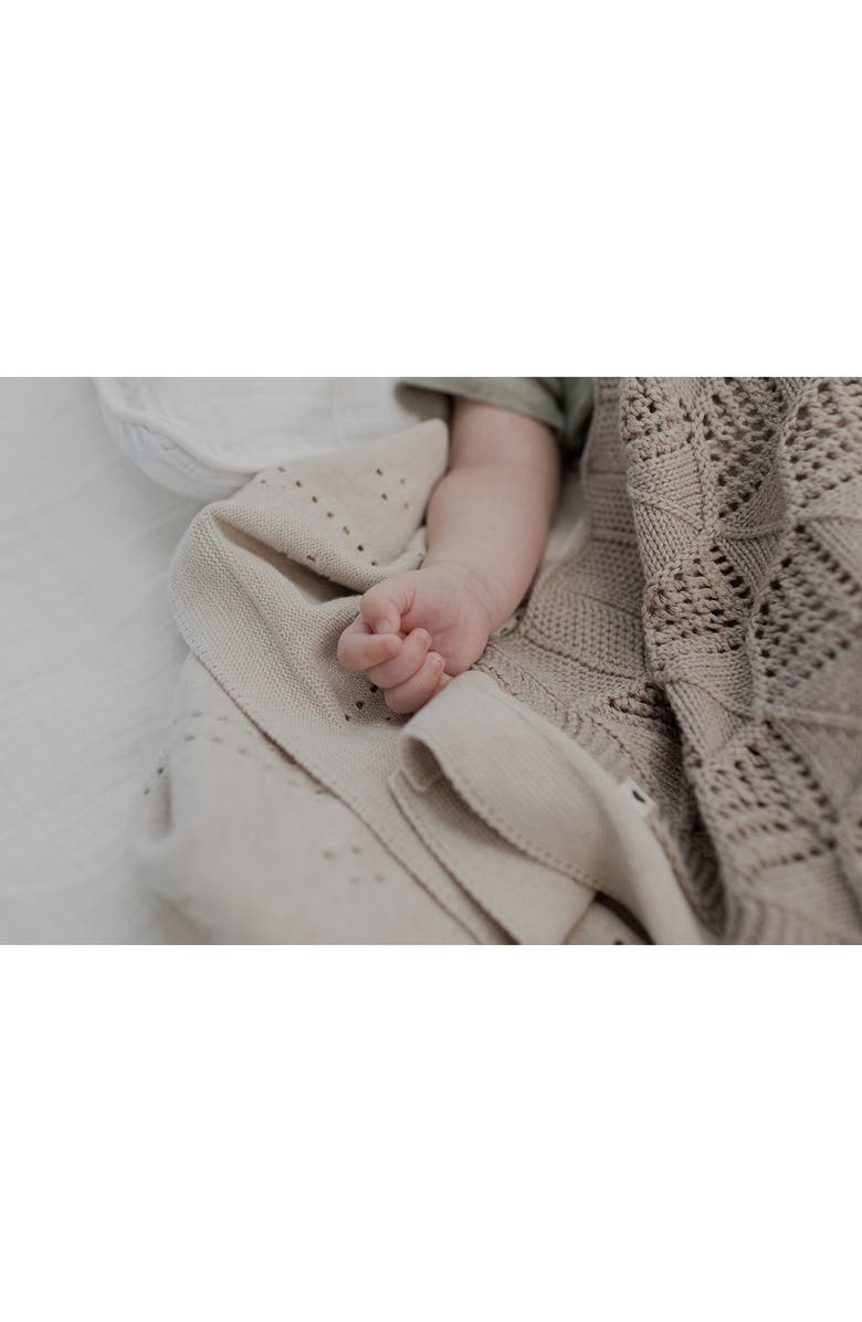 BIBS Organic Cotton Wavy Knit Baby Blanket & Kangaroo Cuddle Cloth Set, Alternate, color, Ivory