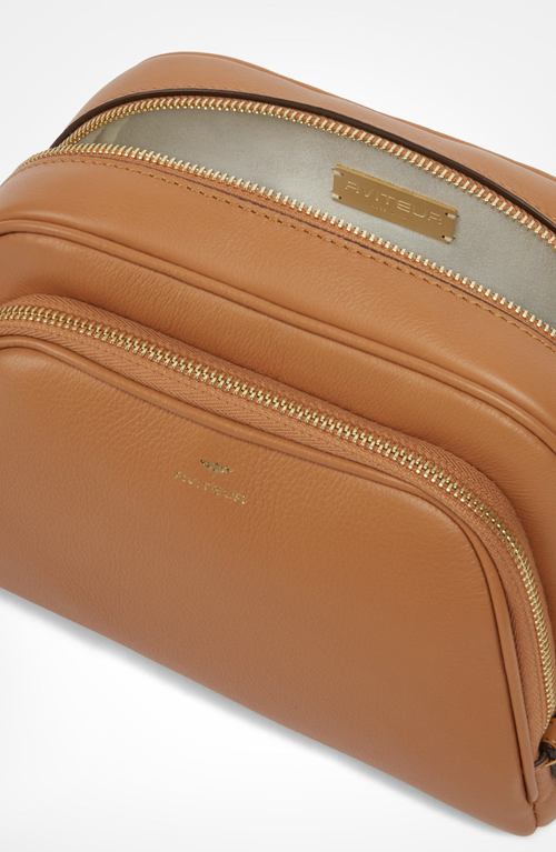 Aviteur Necessaire Calfskin Zipped Toiletry Bag In Brown