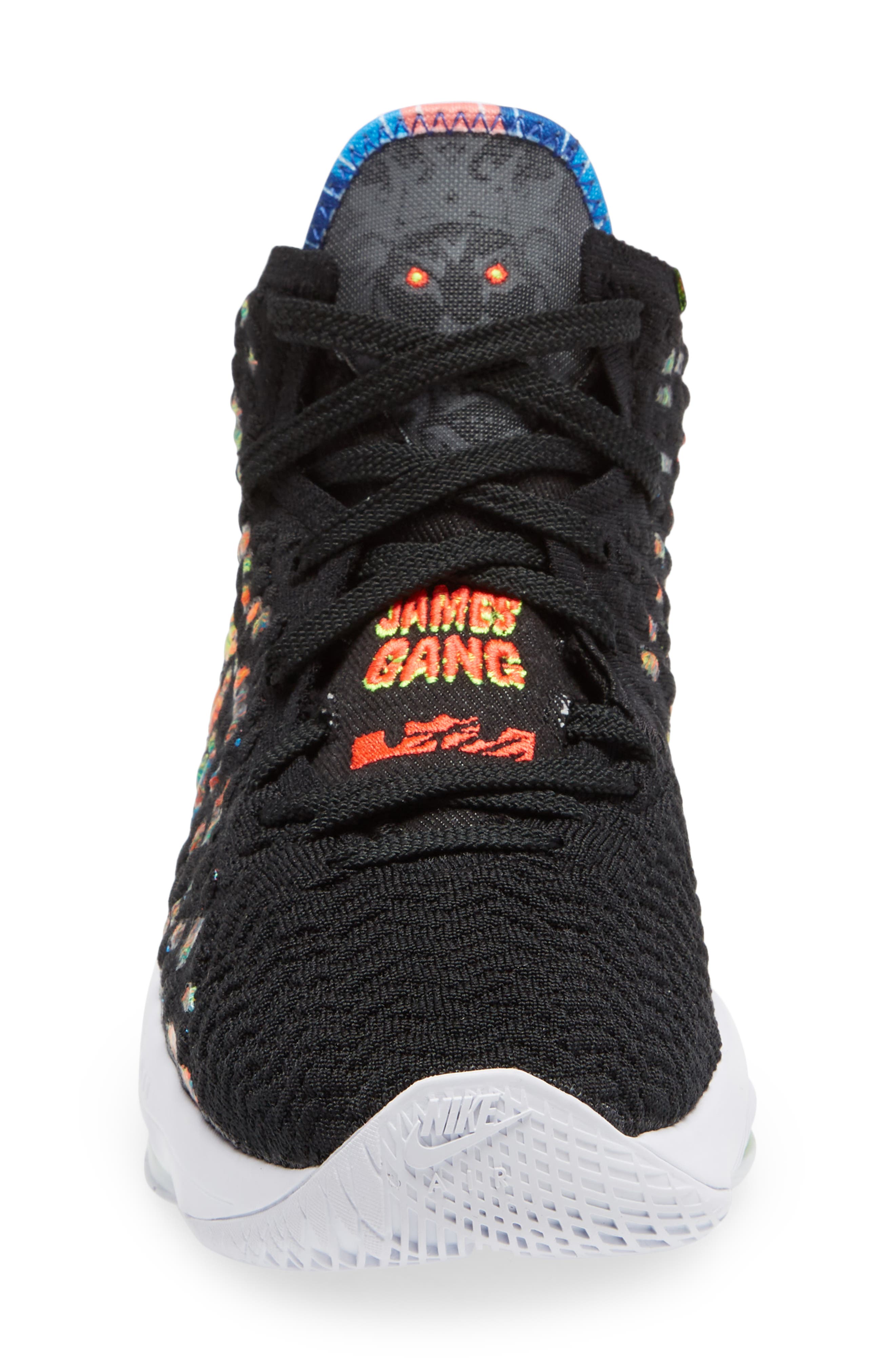 Nike LeBron 17 Basketball Shoe, Alternate, color, 