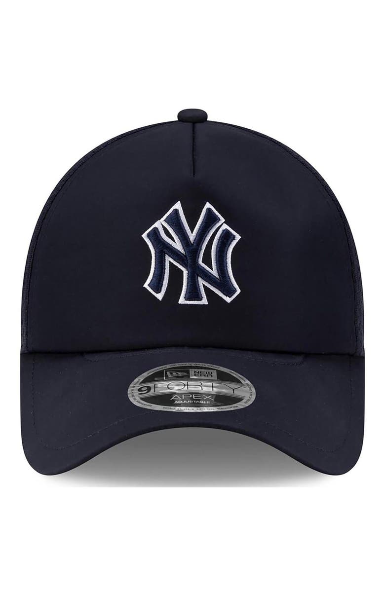 New Era Men's New Era Navy New York Yankees 2026 Batting Practice Apex 9FORTY Adjustable Trucker Hat, Alternate, color, Navy