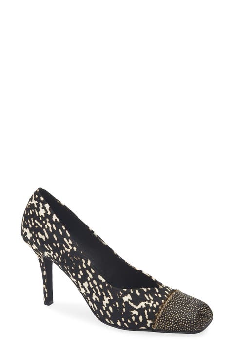 Sound Square Toe Pump