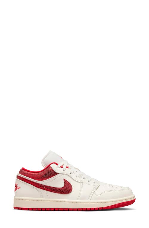 Jordan Air 1 Low Se Sneaker In White