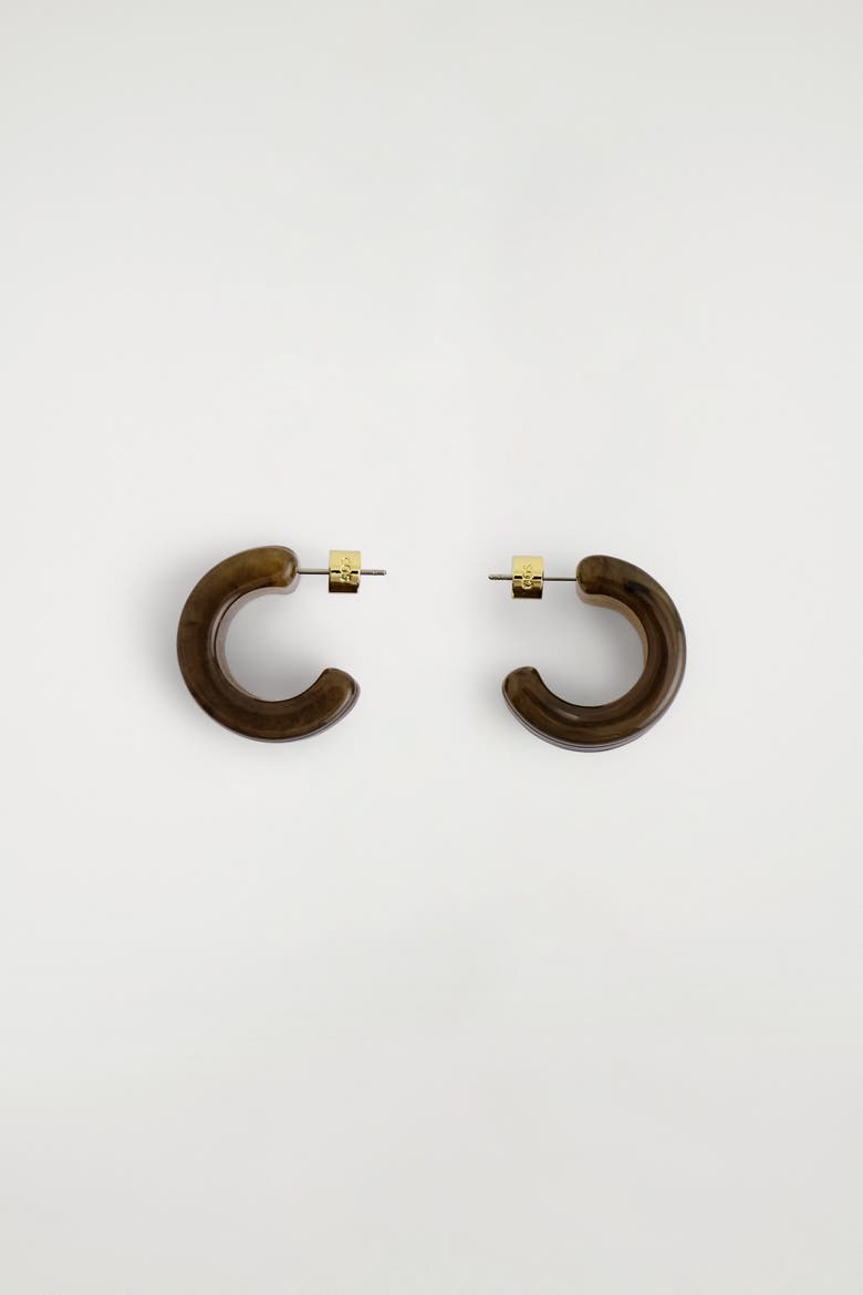 Rippled Hoop Earrings, Alternate, color, BROWN / MARBLED