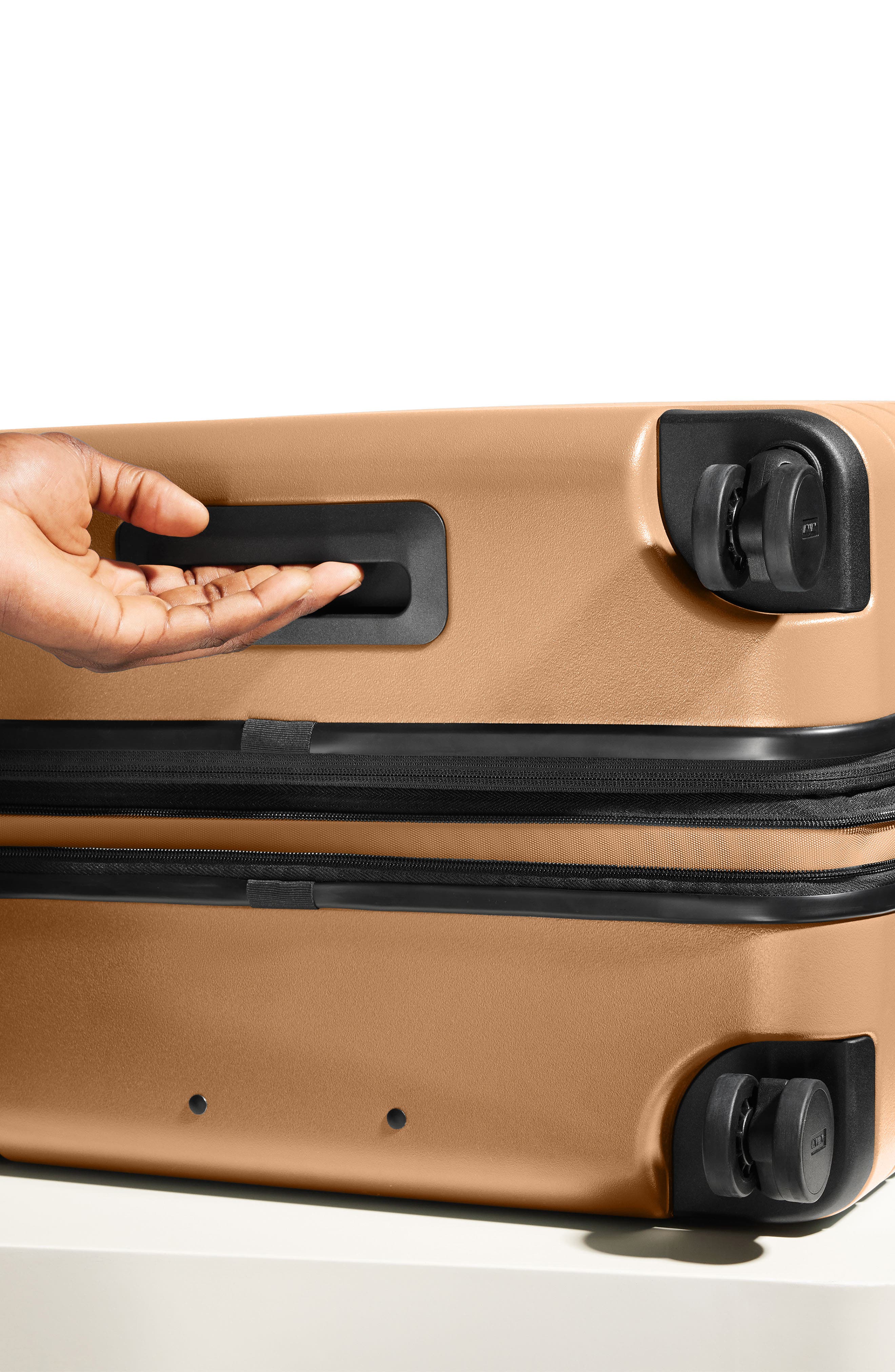 Away The Large Flex Hardshell Suitcase (Nordstrom Exclusive