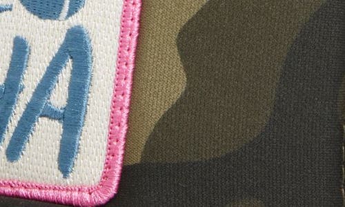 Friday Feelin ' Aloha Patch Trucker Hat In Camo