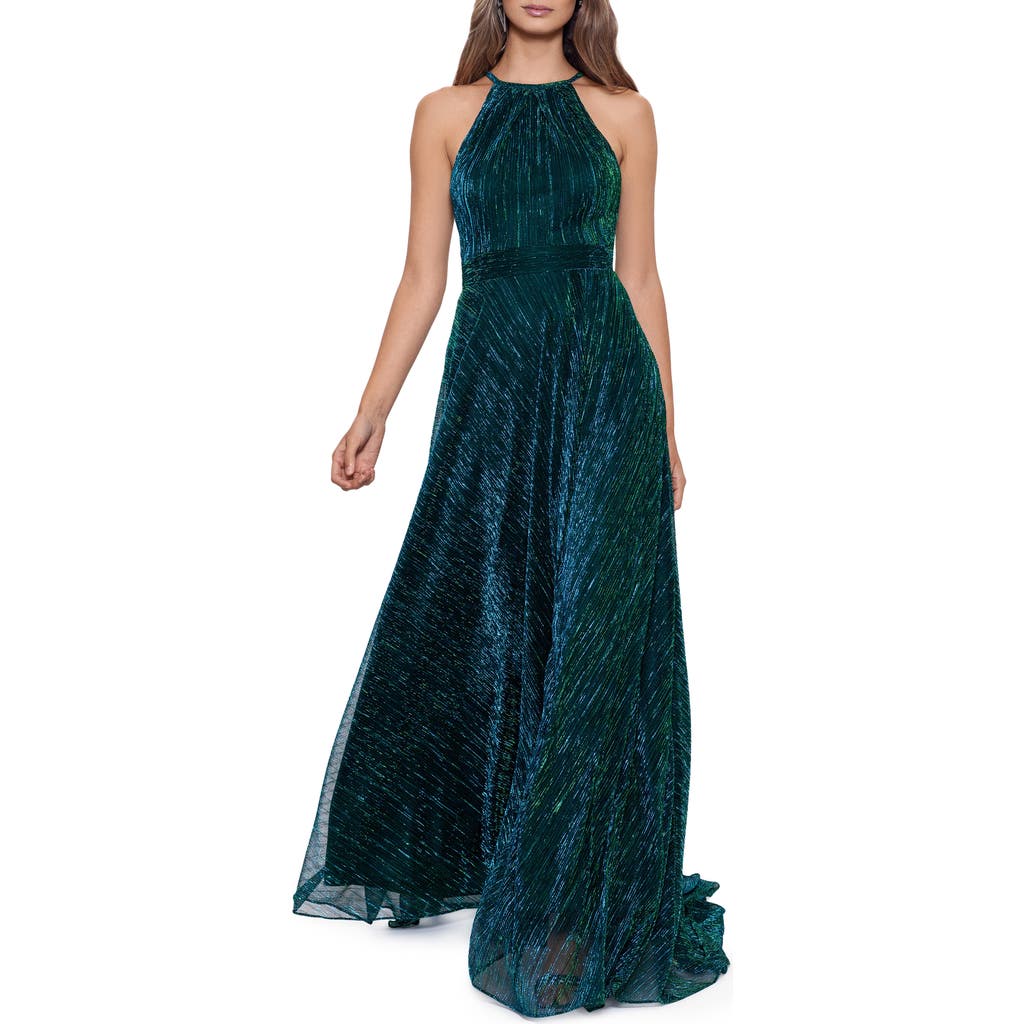 BETSY & ADAM BETSY & ADAM METALLIC SLEEVELESS CRINKLE GOWN