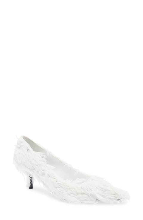 Nesting Pointed Toe Pump
