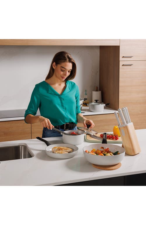 Berghoff Leo Glints Ceragreen Wok Pan In Cream
