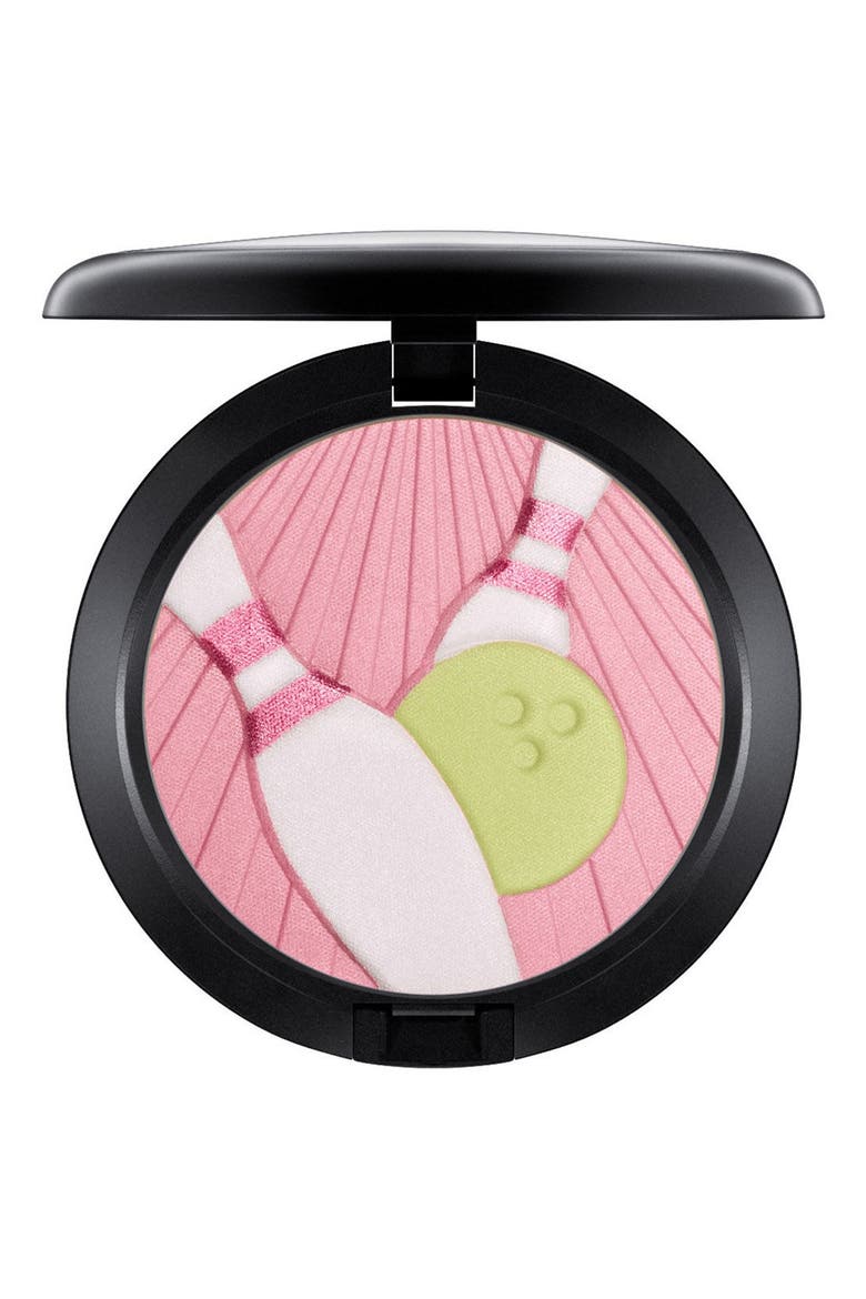 MAC It's a Strike! Pearlmatte Face Powder (Limited Edition), Main, color, TROPHY