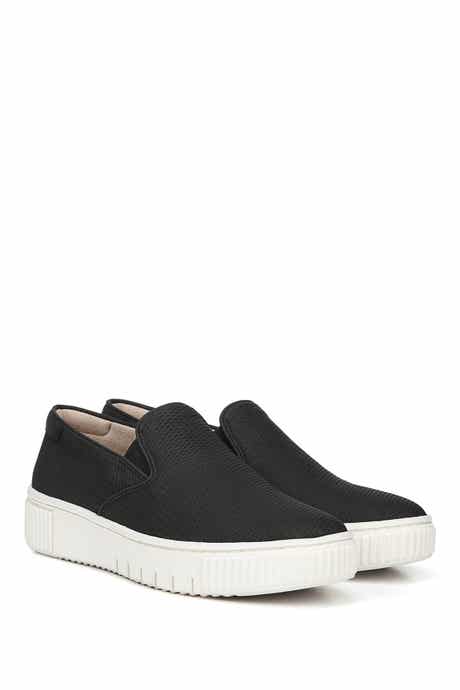 Naturalizer Tia Platform Slip-On Sneaker