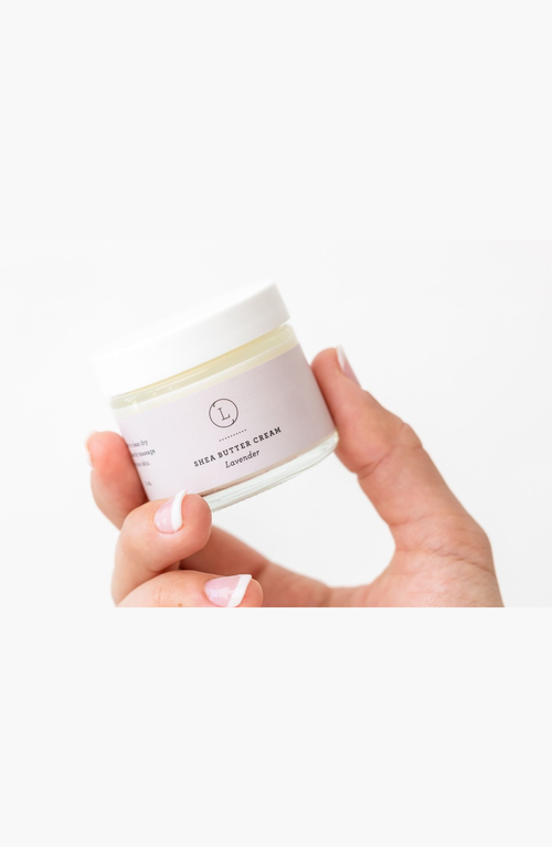 Lizush Shea Butter Body Cream In Cream-colored