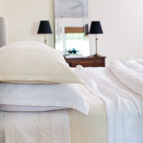 Elisabeth York 20" X 26" Delfina White Cotton Standard Sham In White