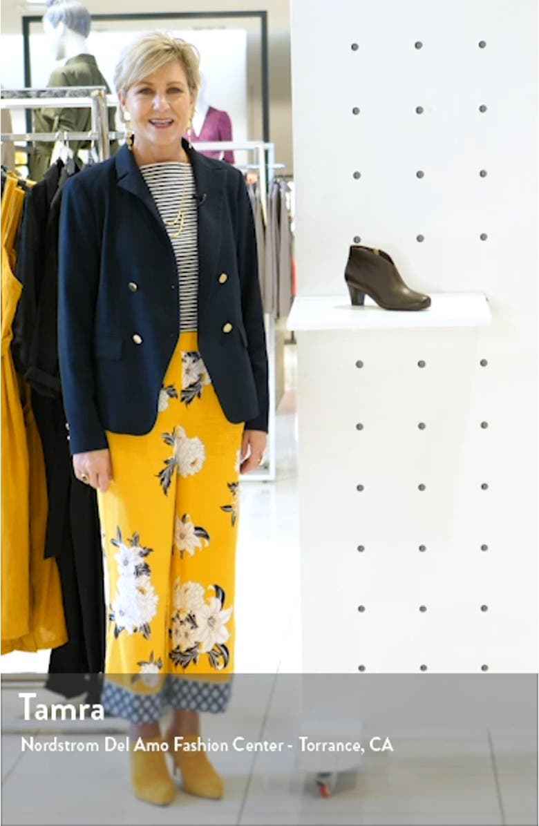 Fame Boot, sales video thumbnail