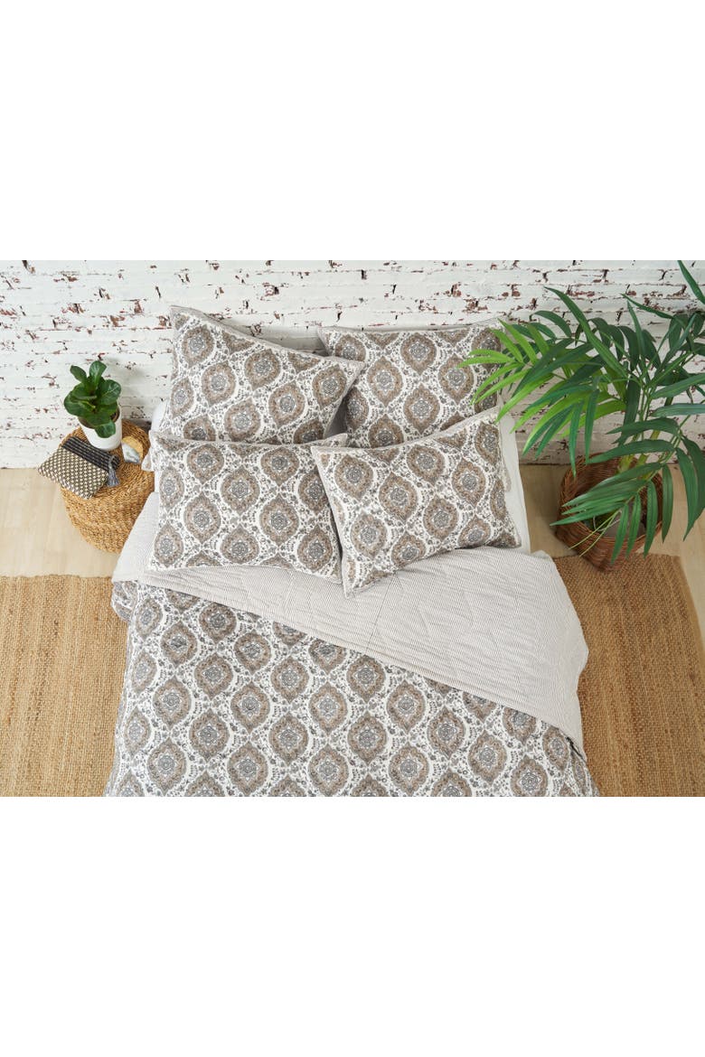 Freddie Onyx Bedding Single Quilt Collection, Alternate, color, Black