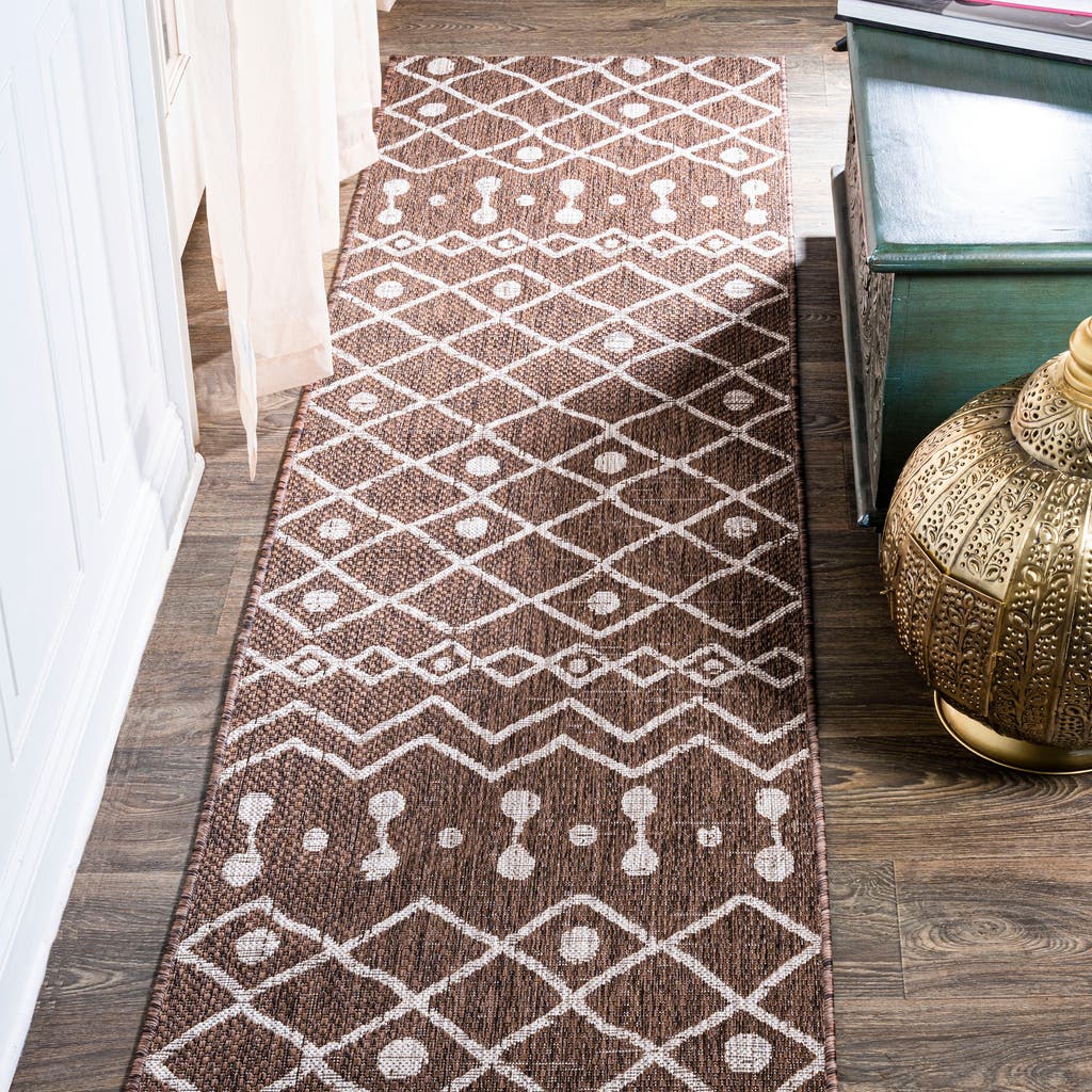 Jonathan Y Nokat Bohemian Indoor/outdoor Area Rug In Brown/beige