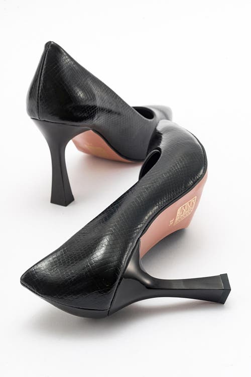 Prologue Shoes Forest Pointed Toe Pump