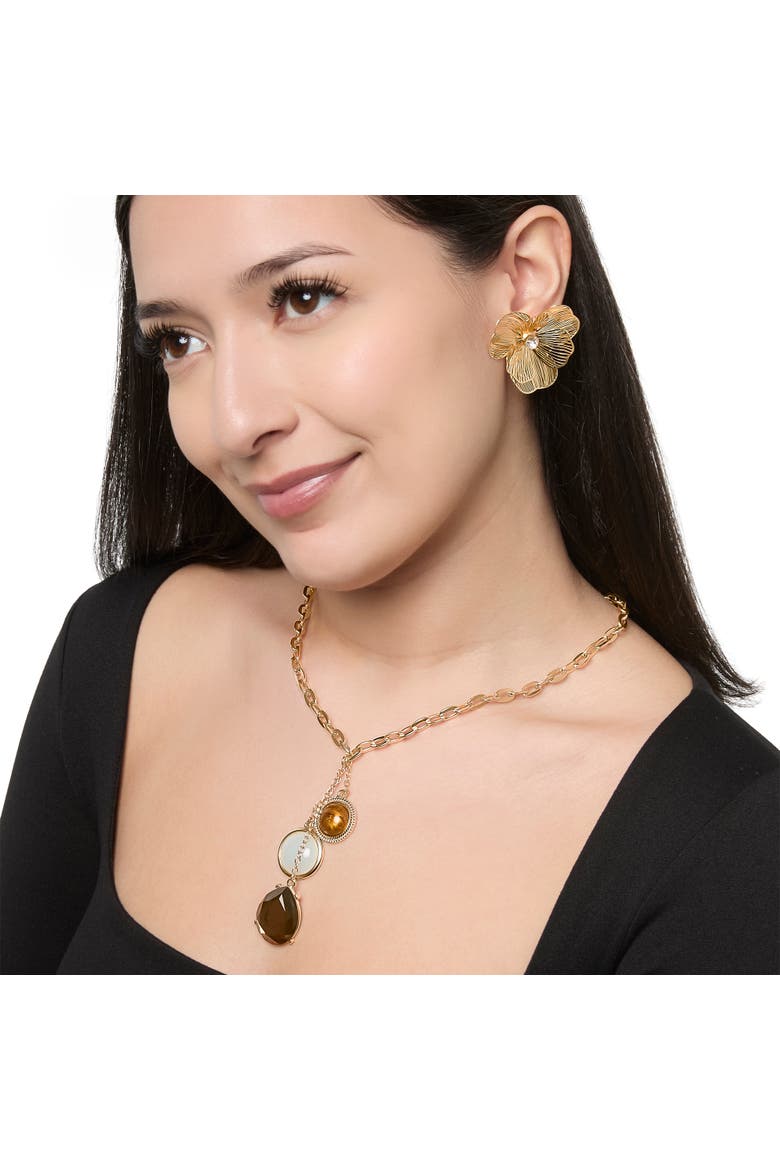 Textured Gold-Tone Petal Flower Stud Earrings, Alternate, color, Gold